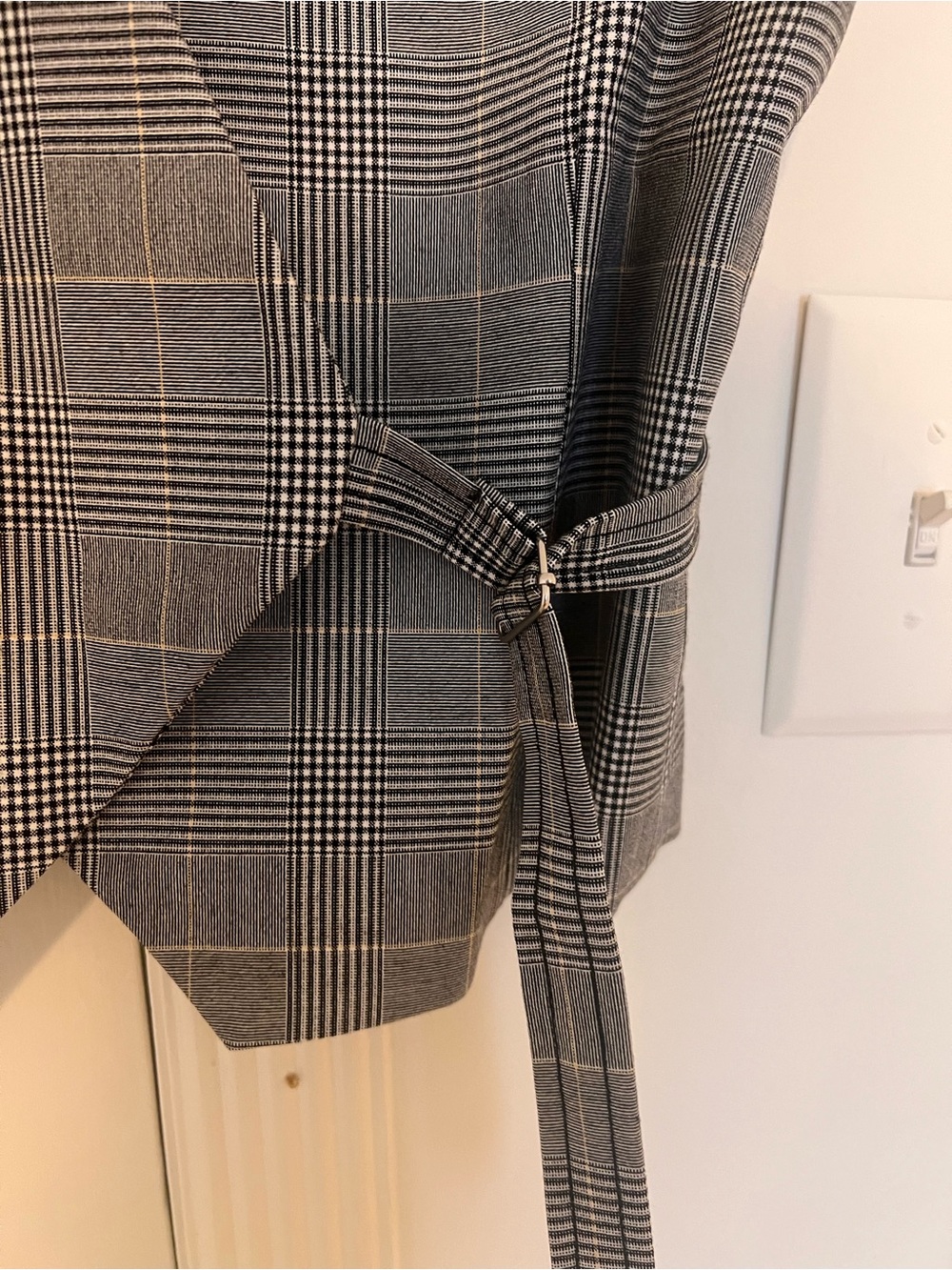 LOFT Versa Plaid Wrap Vest — Black & White - Picture 3 of 7